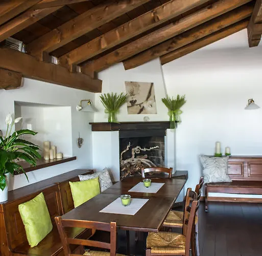 Ξενοδοχείο με διαμερίσματα Vecchia Osteria Cimenti Villa Santina