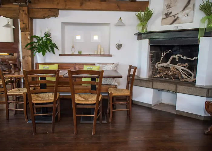 Ξενοδοχείο με διαμερίσματα Vecchia Osteria Cimenti Villa Santina